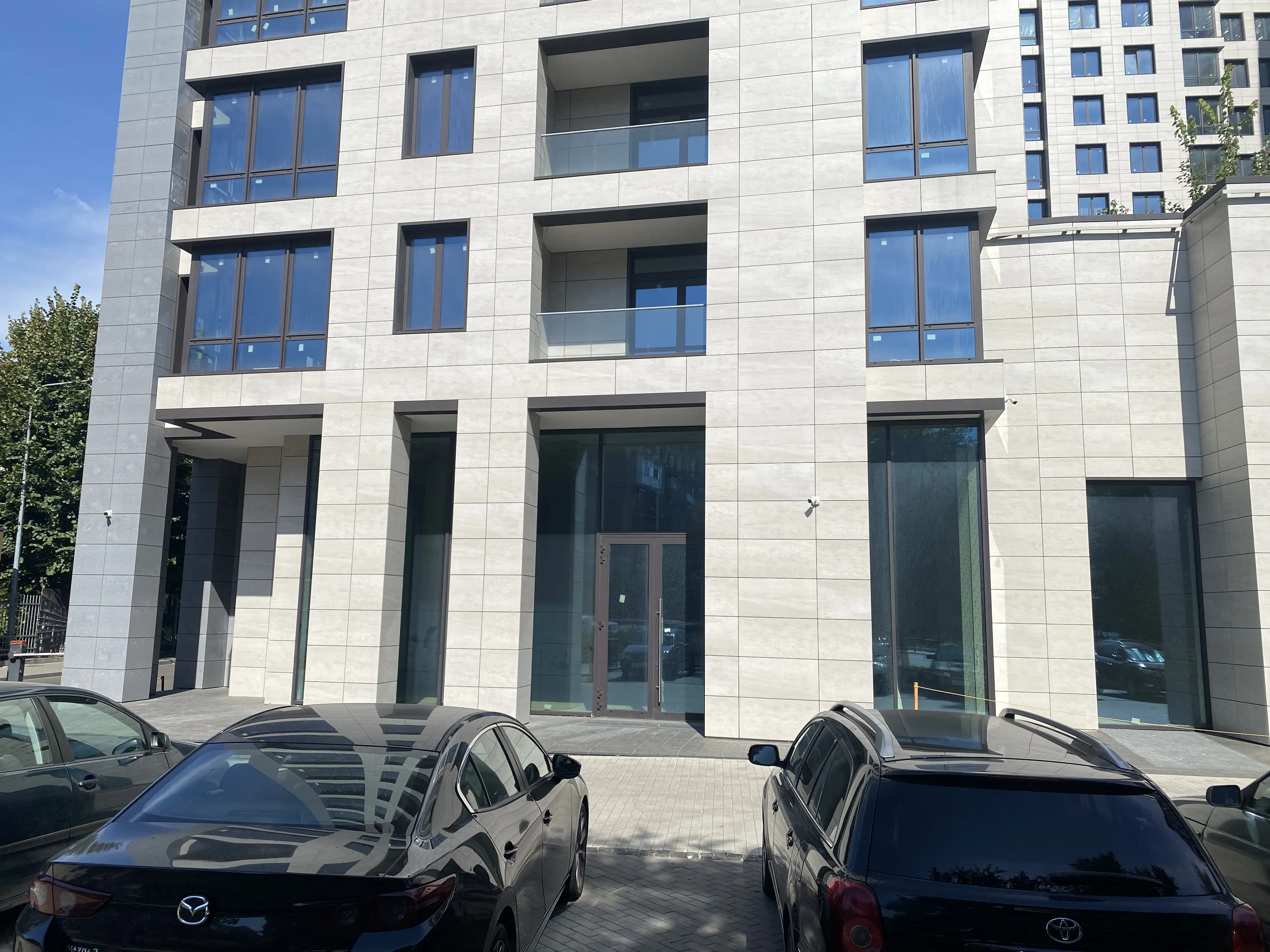 Фото Rent a retail space, Beresteiska Avenue (Peremohy Avenue) 42 Kyiv for long-term rent, price: 10600 $, code 2040