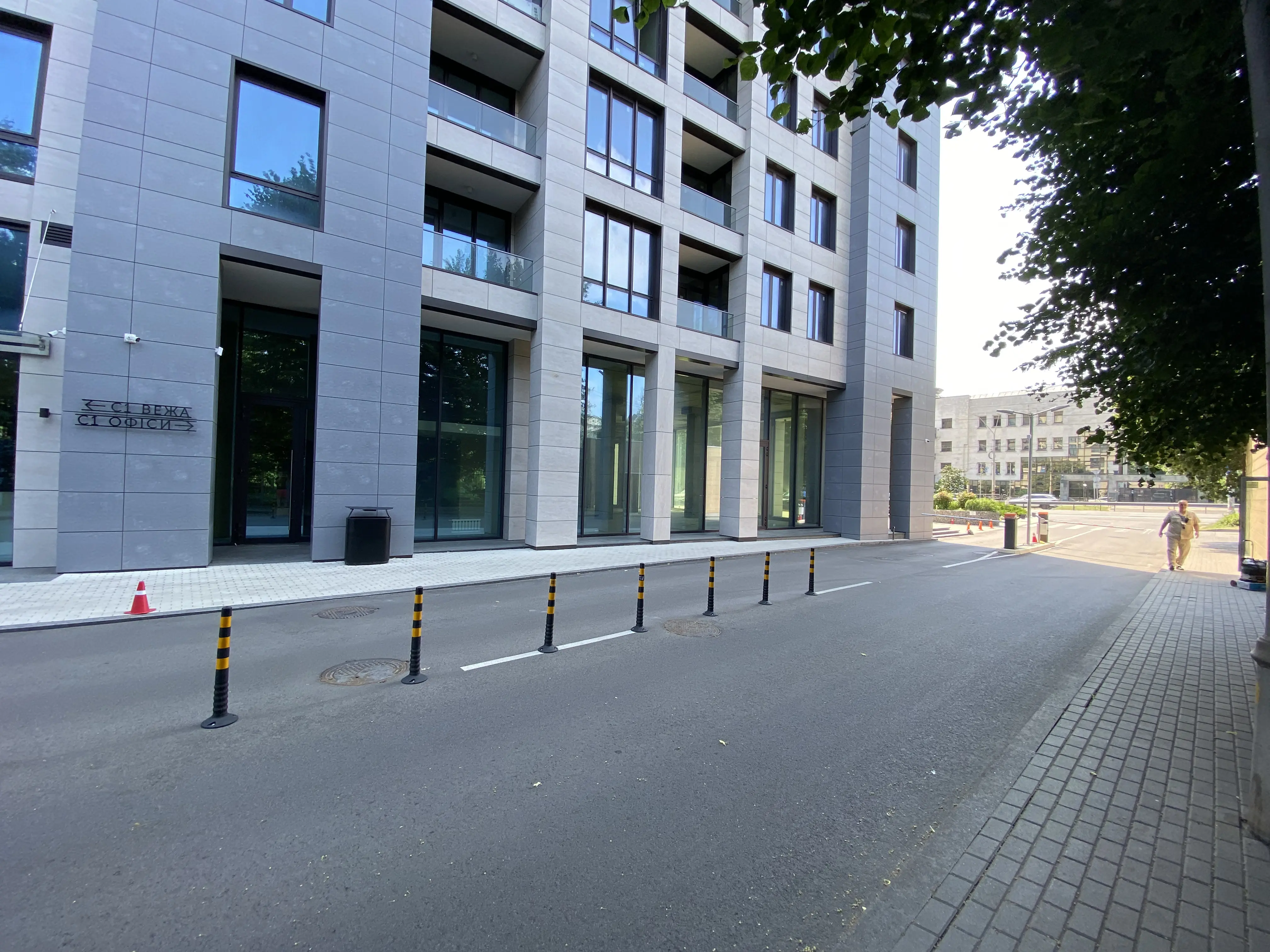 Фото Rent a retail space, Beresteiska Avenue (Peremohy Avenue) 42 Kyiv for long-term rent, price: 10600 $, code 2040