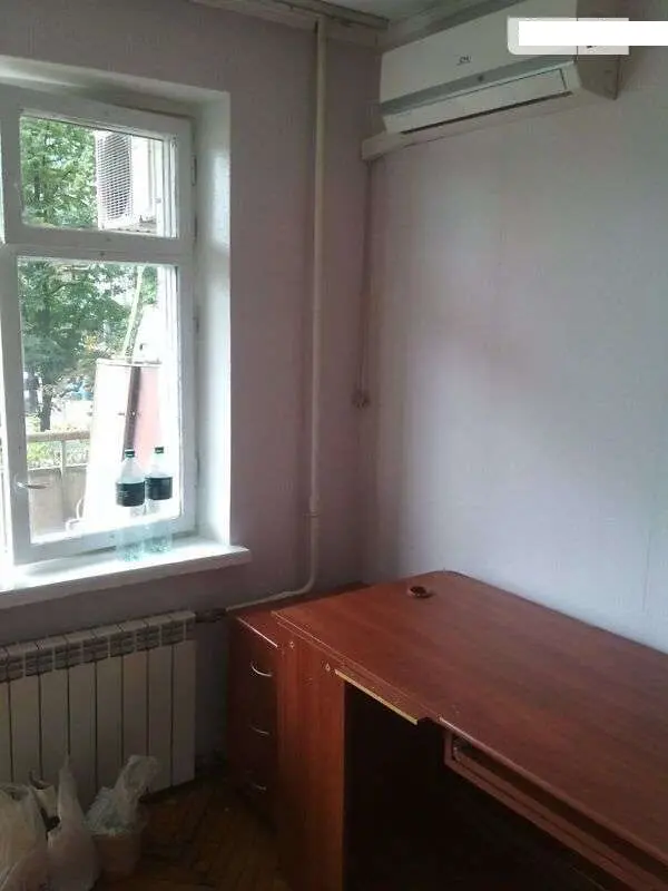 Фото Зняти 1 кімнатну квартиру, Соборності просп. (Возз’єднання) 13а Київ в довгострокову оренду, ціна: 8000 UAH, код 2153