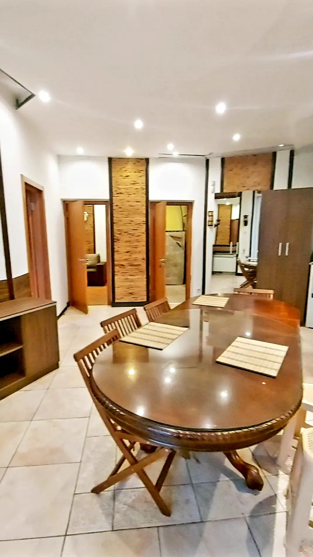 Фото Rent an office, Mechnykova Street 10/2 Kyiv for long-term rent, price: 1600 EUR, code 2165