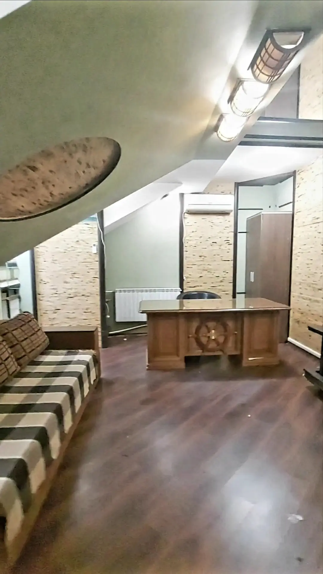 Фото Rent a 6-room apartment, Mechnykova Street 10/2 Kyiv for long-term rent, price: 1200 EUR, code 2168