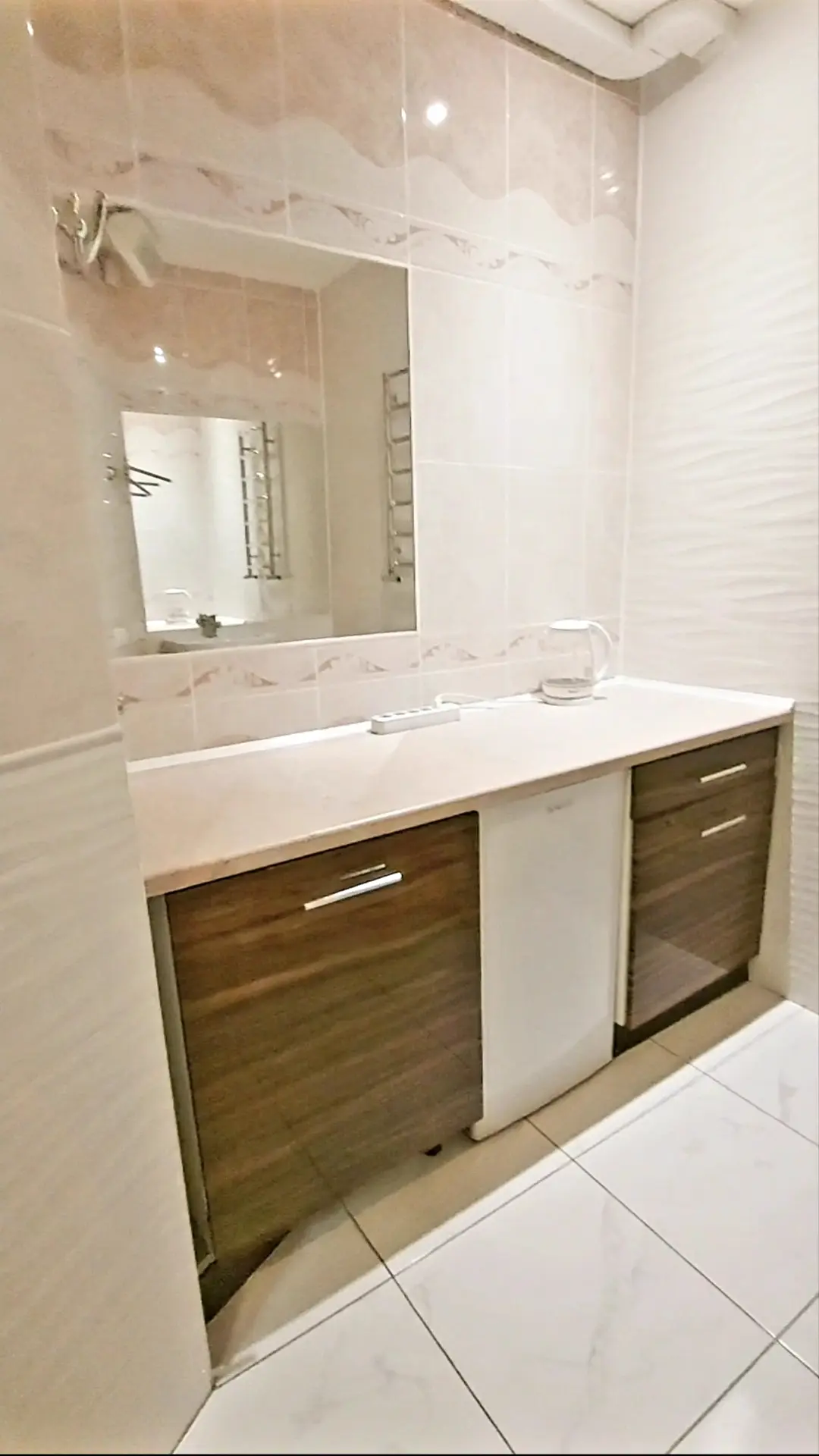 Фото Rent a 6-room apartment, Mechnykova Street 10/2 Kyiv for long-term rent, price: 1200 EUR, code 2168