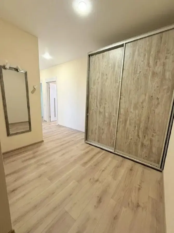 Фото Зняти 2 кімнатну квартиру, Краківська вул. 27 Київ в довгострокову оренду, ціна: 21000 грн, код 2177