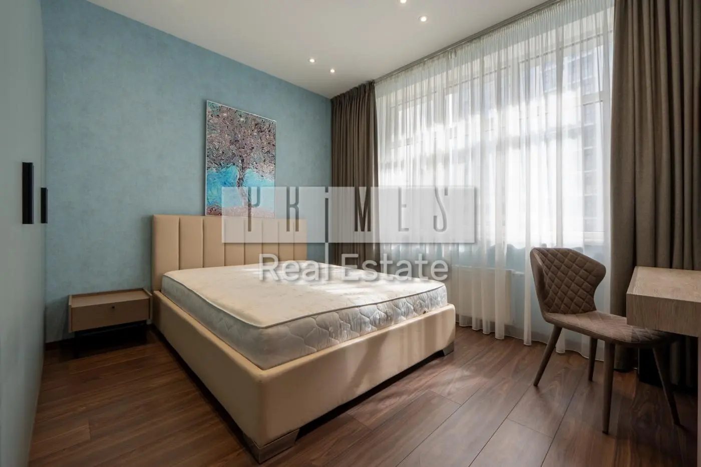 Фото Продаю 4-комнатную квартиру, 125 кв. м, Андрія Верхогляда ул. (Михаила Драгомирова)  Киев, цена: 450000 $, код 2178