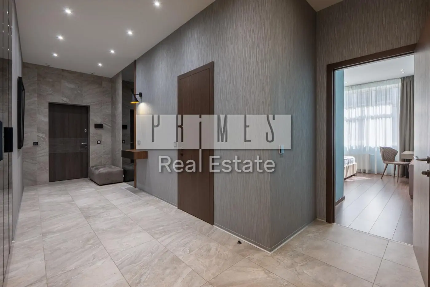 Фото Продаю 4-комнатную квартиру, 125 кв. м, Андрія Верхогляда ул. (Михаила Драгомирова)  Киев, цена: 450000 $, код 2178