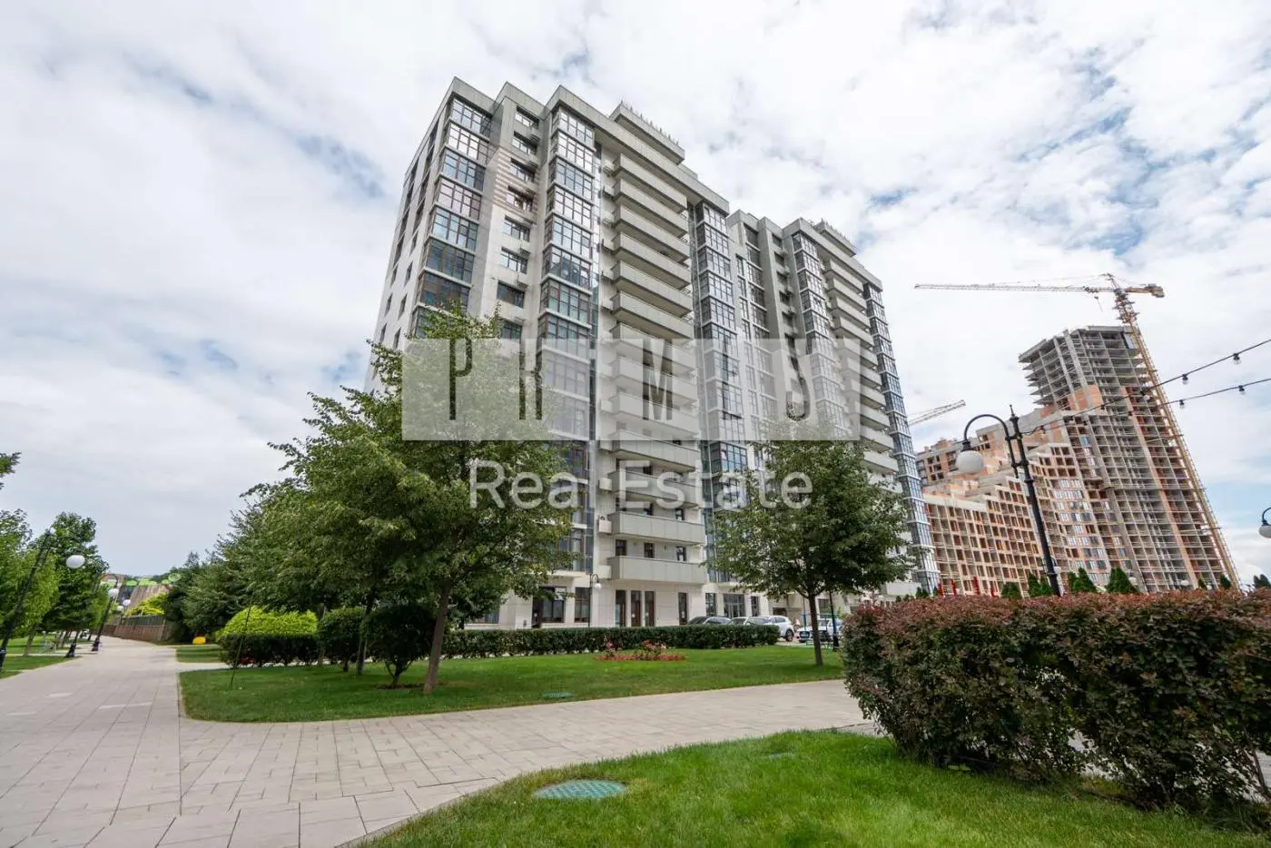 Фото Продаю 4-комнатную квартиру, 125 кв. м, Андрія Верхогляда ул. (Михаила Драгомирова)  Киев, цена: 450000 $, код 2178