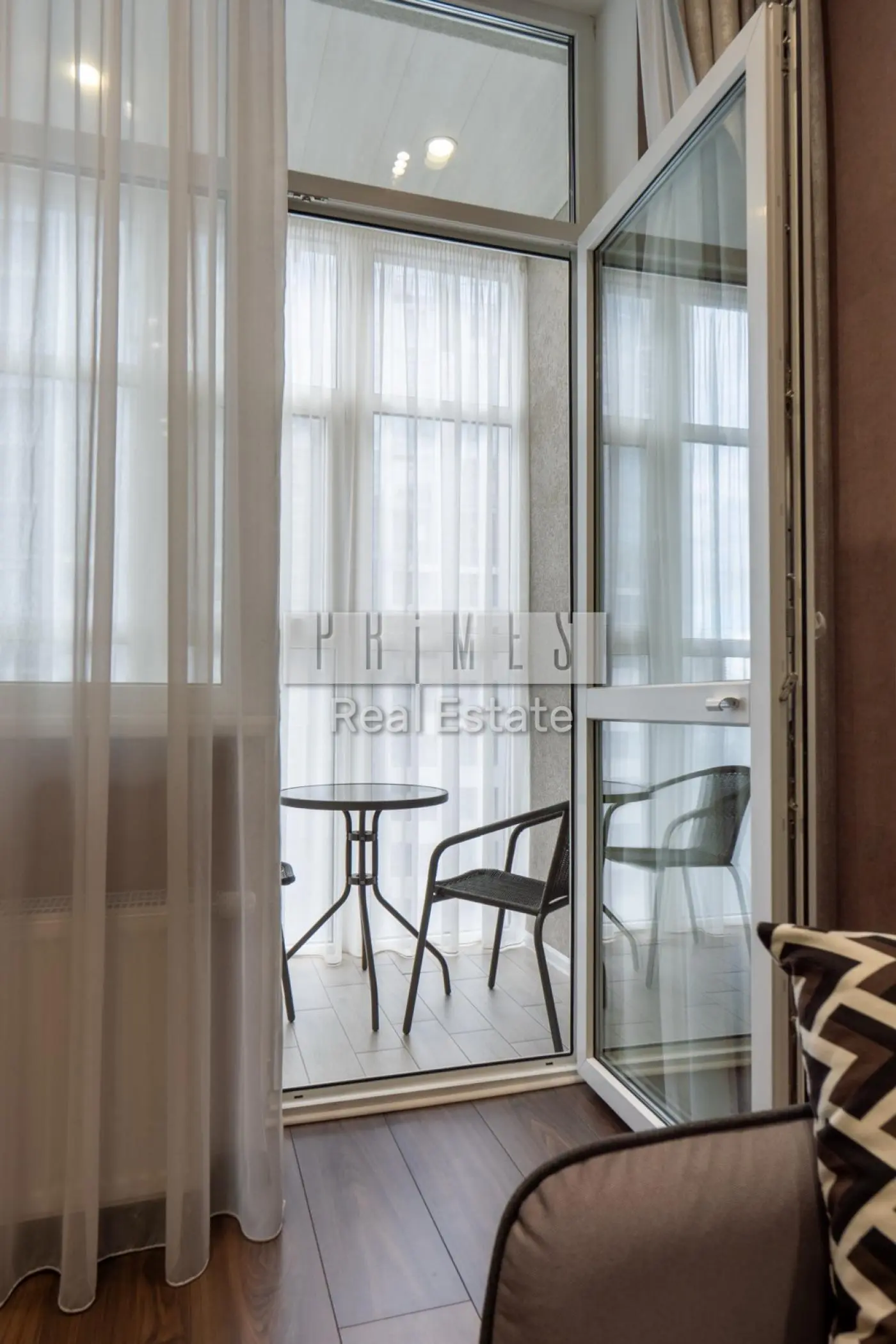 Фото Продаю 4-комнатную квартиру, 125 кв. м, Андрія Верхогляда ул. (Михаила Драгомирова)  Киев, цена: 450000 $, код 2178