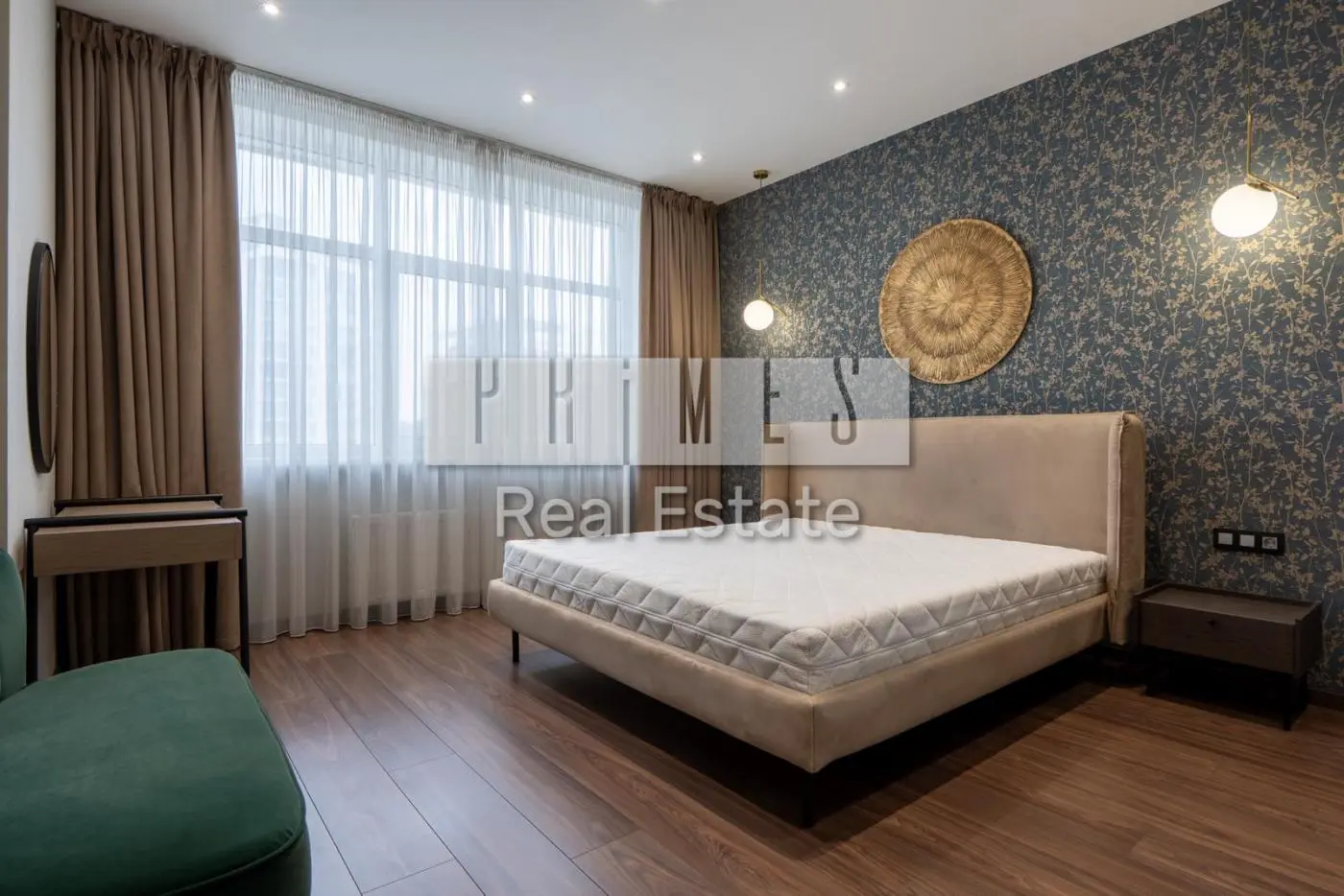 Фото Продаю 4-комнатную квартиру, 125 кв. м, Андрія Верхогляда ул. (Михаила Драгомирова)  Киев, цена: 450000 $, код 2178