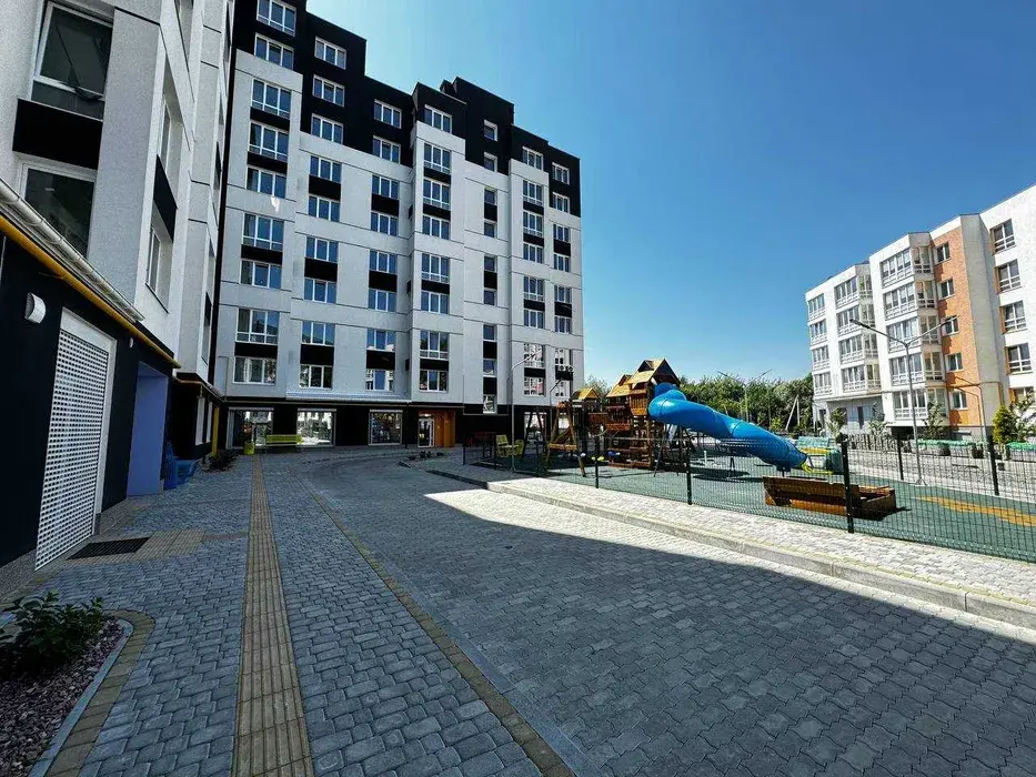 Фото Selling a 2-room apartment, 62 sq.m., Karla Miklosha street  Lviv, price: 86000 $, code 2181