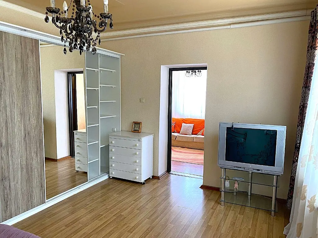 Фото Продаю будинок, 272 кв. м, Гаршина вул.  Одеса, ціна: 320000 $, код 2192