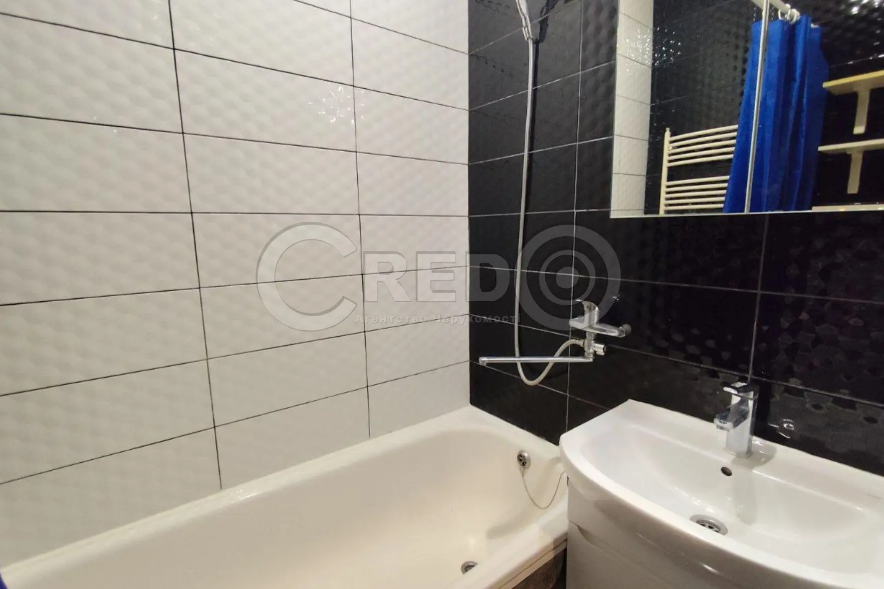 Фото Продаю 3 кімнатну квартиру, 85.3 кв. м, Світлогірська вул.  Кривий Ріг, ціна: 25000 $, код 2196