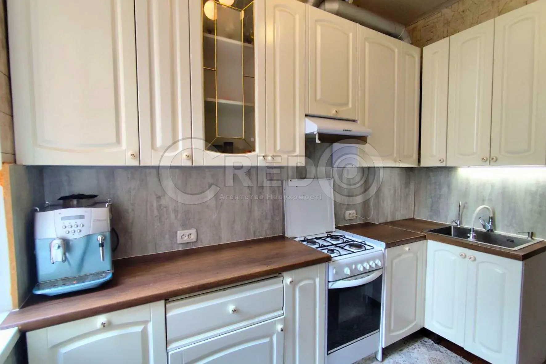 Фото Продаю 3 кімнатну квартиру, 85.3 кв. м, Світлогірська вул.  Кривий Ріг, ціна: 25000 $, код 2196