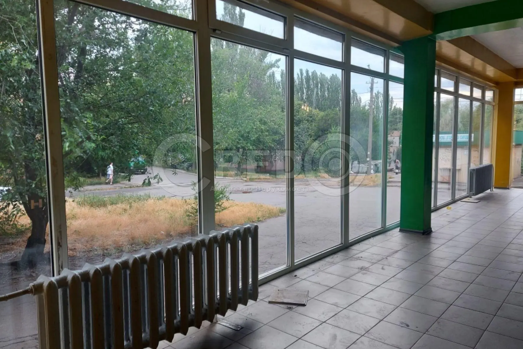 Фото Rent a retail space, Kosmonavtiv Street  Kryvyi Rih for long-term rent, price: 15000 UAH, code 2205