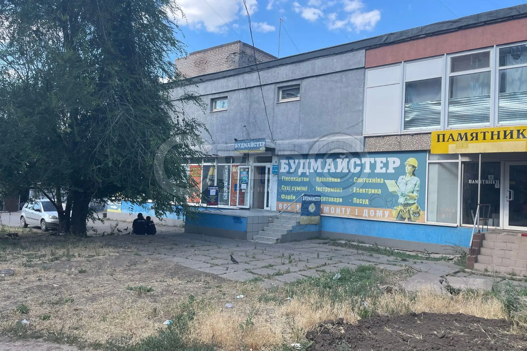 Фото Rent a retail space, Kosmonavtiv Street  Kryvyi Rih for long-term rent, price: 15000 UAH, code 2205