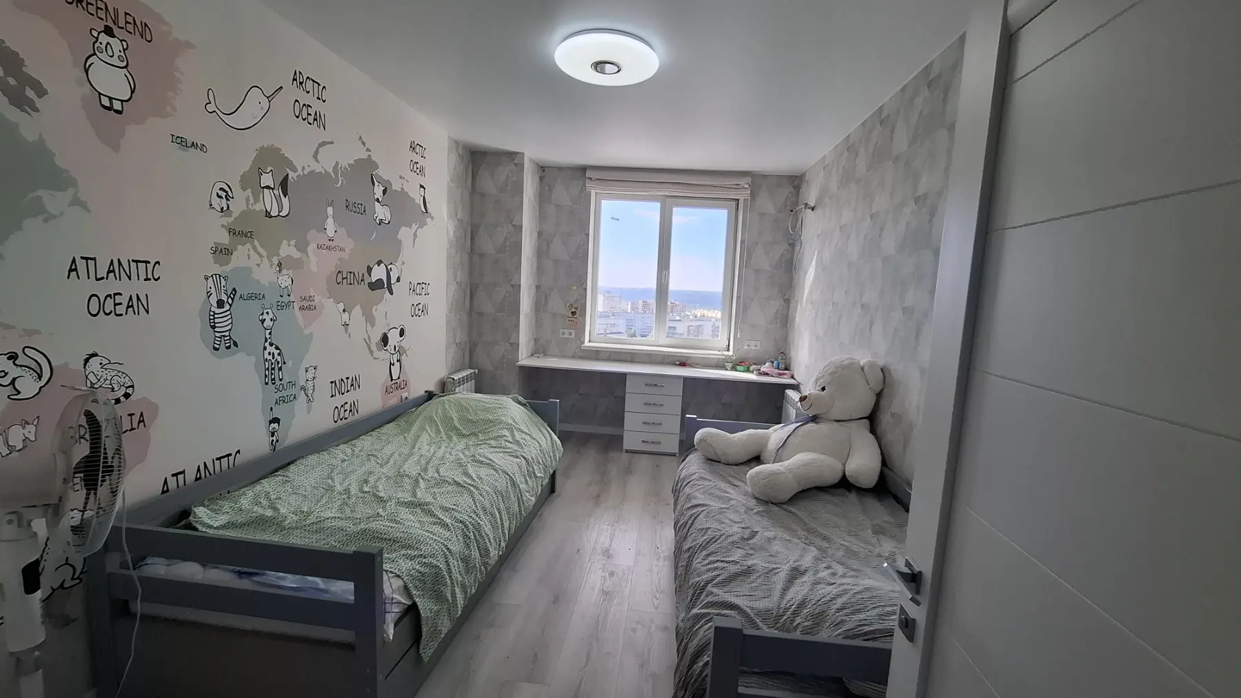 Фото Продаю 3-комнатную квартиру, 88 кв. м, Гвардейцев-Широнинцев ул. 72а Харьков, цена: 75000 $, код 2212