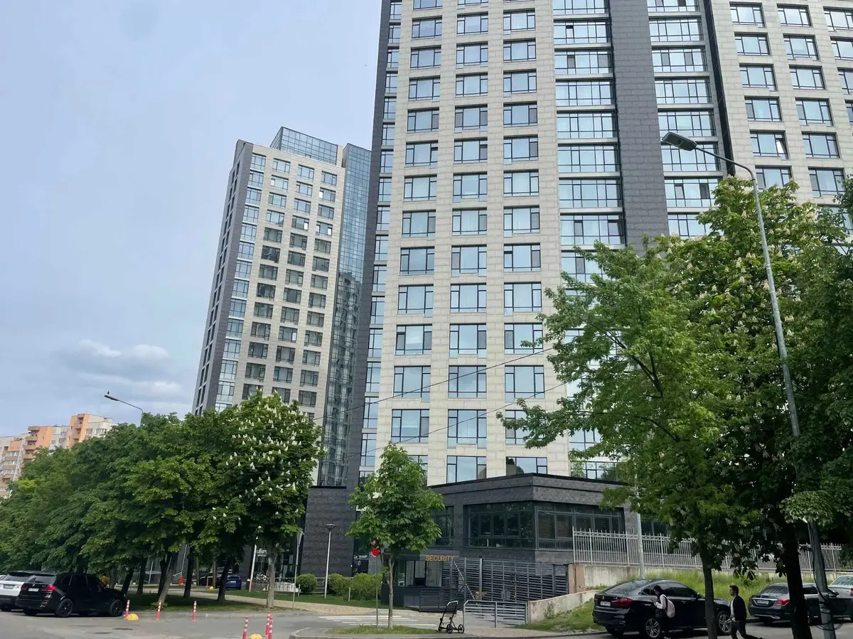 Фото Продаю 2 кімнатну квартиру, 70 кв. м, Деміївська вул. 29 Київ, ціна: 299000 $, код 2216