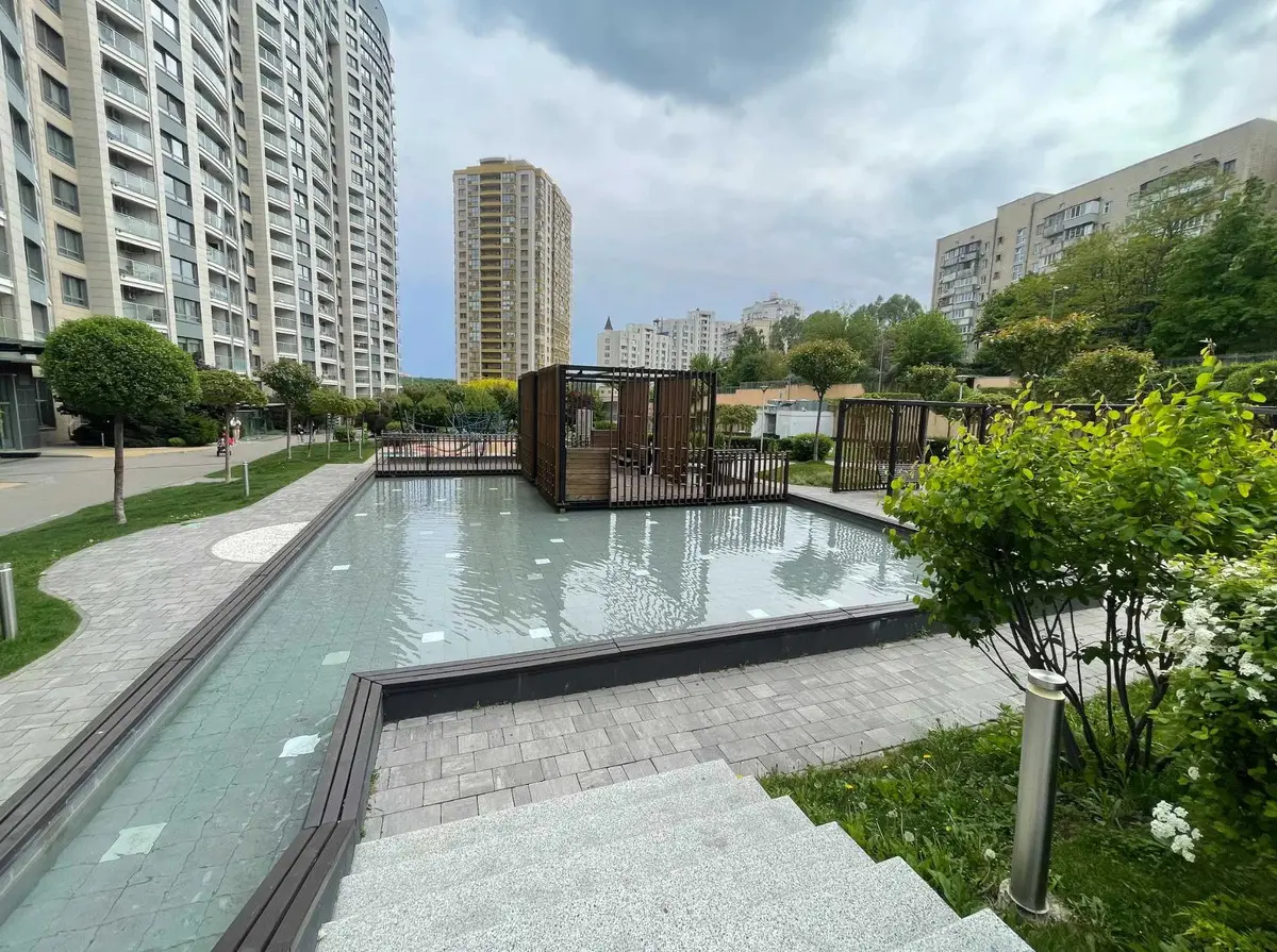 Фото Продаю 2 кімнатну квартиру, 70 кв. м, Деміївська вул. 29 Київ, ціна: 299000 $, код 2216