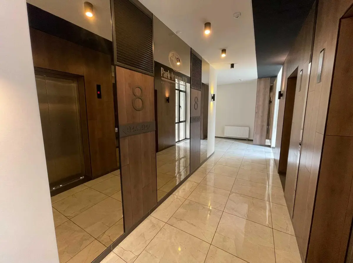 Фото Продаю 2 кімнатну квартиру, 70 кв. м, Деміївська вул. 29 Київ, ціна: 299000 $, код 2216