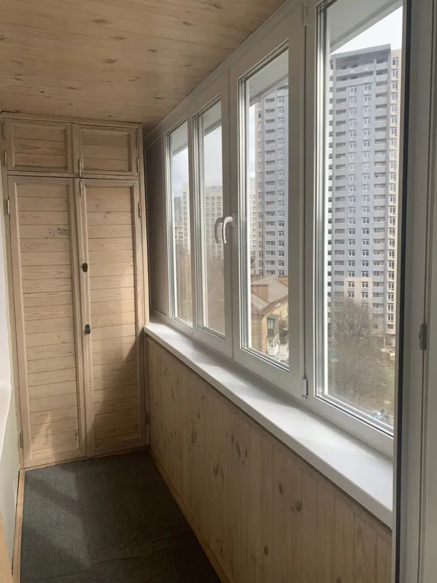 Фото Продаю 1 кімнатну квартиру, 44 кв. м, Васильківська вул. 2 Київ, ціна: 99000 $, код 2217