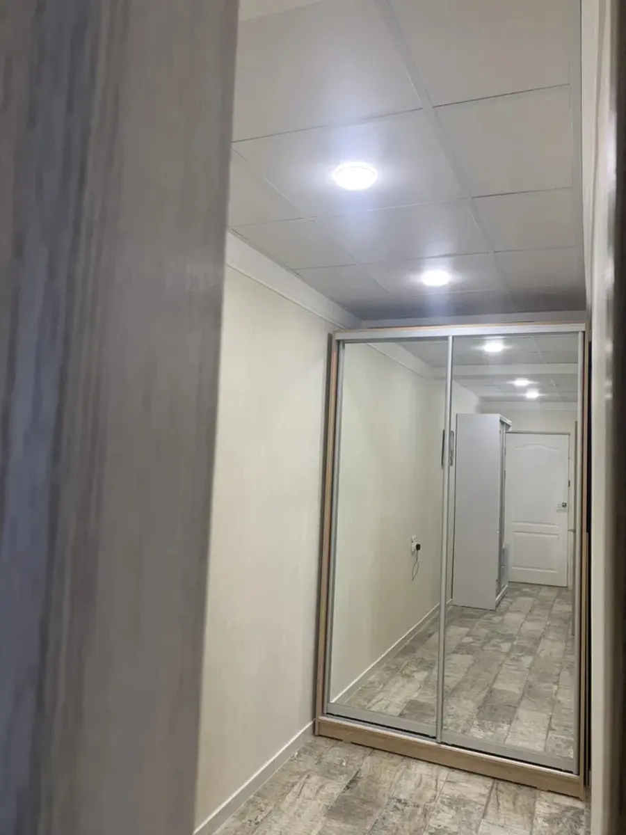 Фото Продаю 1 кімнатну квартиру, 44 кв. м, Васильківська вул. 2 Київ, ціна: 99000 $, код 2217