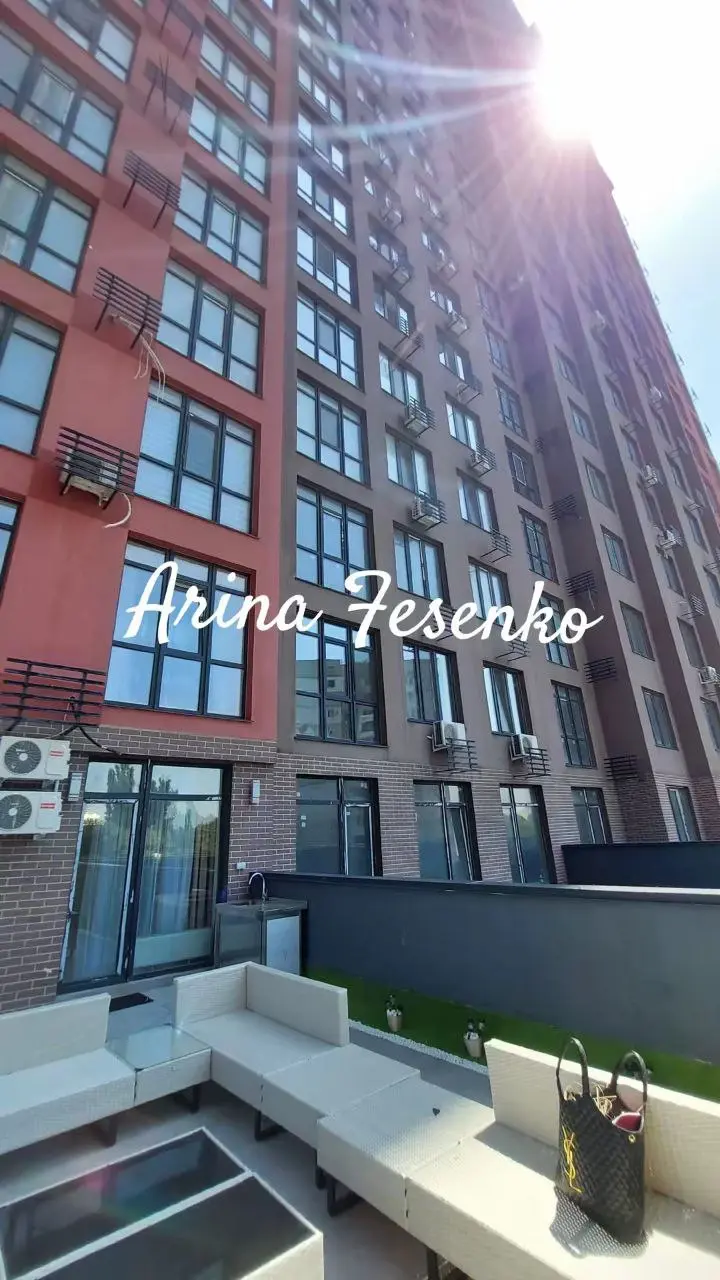 Фото Selling a 2-room apartment, 182 sq.m., Akademika Filatova Street 1 Odesa, price: 130000 $, code 2235