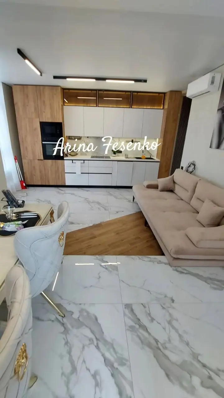 Фото Selling a 2-room apartment, 182 sq.m., Akademika Filatova Street 1 Odesa, price: 130000 $, code 2235