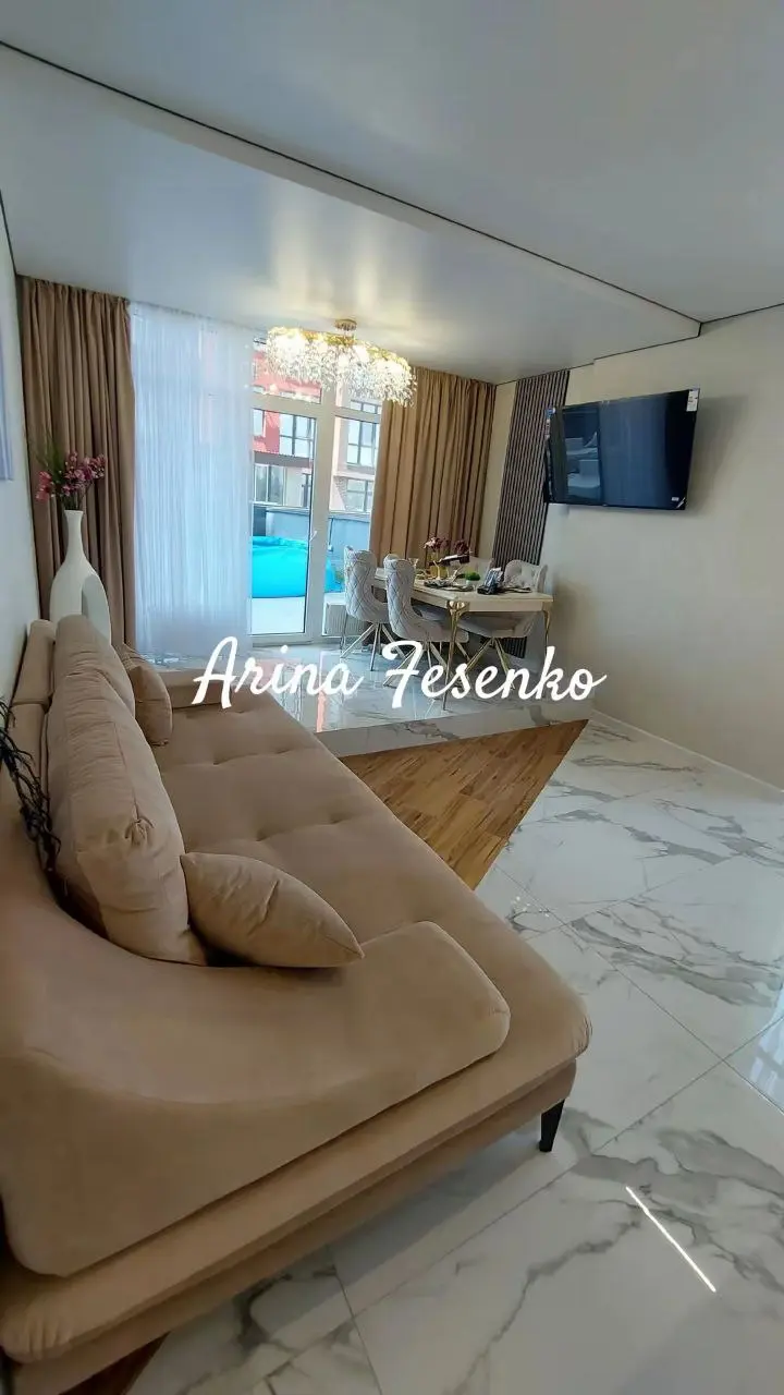 Фото Selling a 2-room apartment, 182 sq.m., Akademika Filatova Street 1 Odesa, price: 130000 $, code 2235