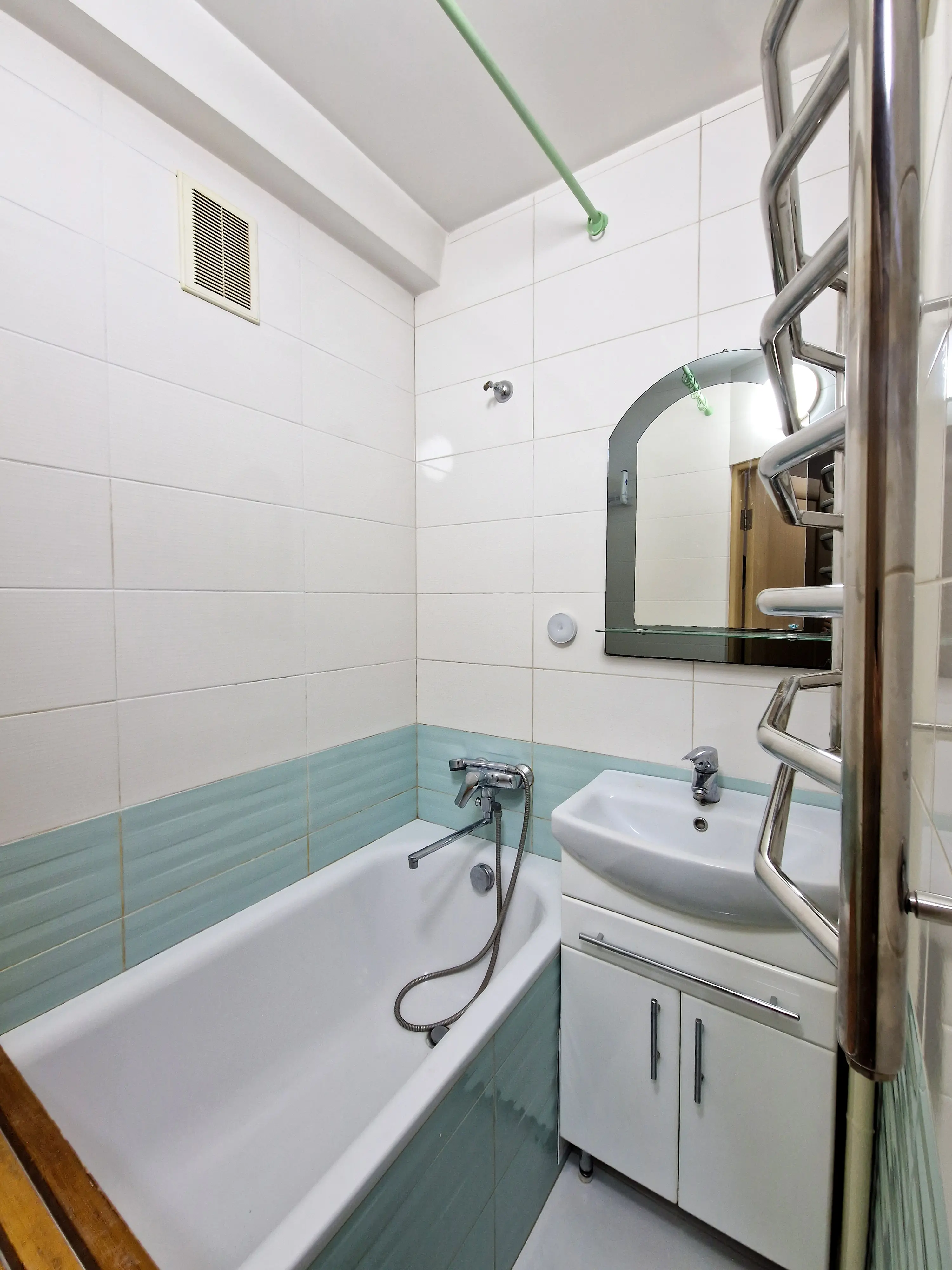Фото Rent a 3-room apartment, Orest Levytsky Street (Akademika Kurchatova Street) 23 Kyiv for long-term rent, price: 17000 UAH, code 2236