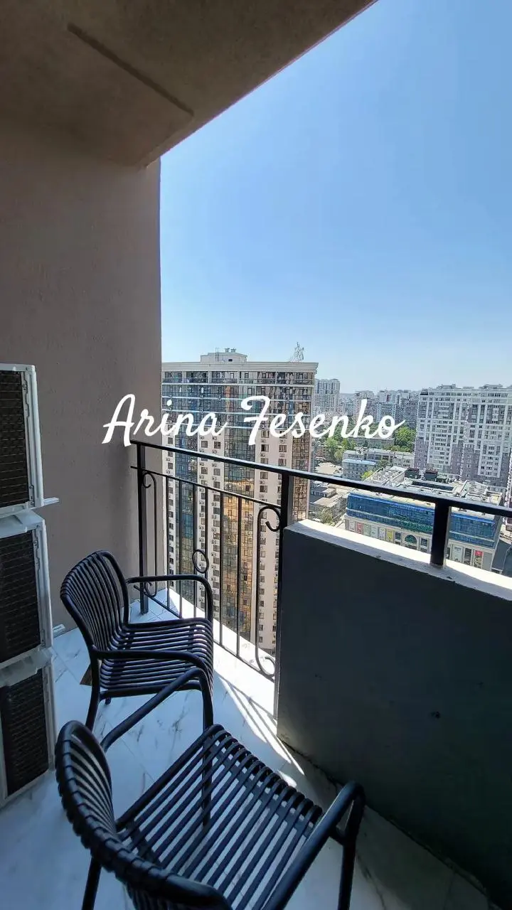 Фото Selling a 2-room apartment, 70 sq.m., Henuezka Street 1/1 Odesa, price: 125000 $, code 2242