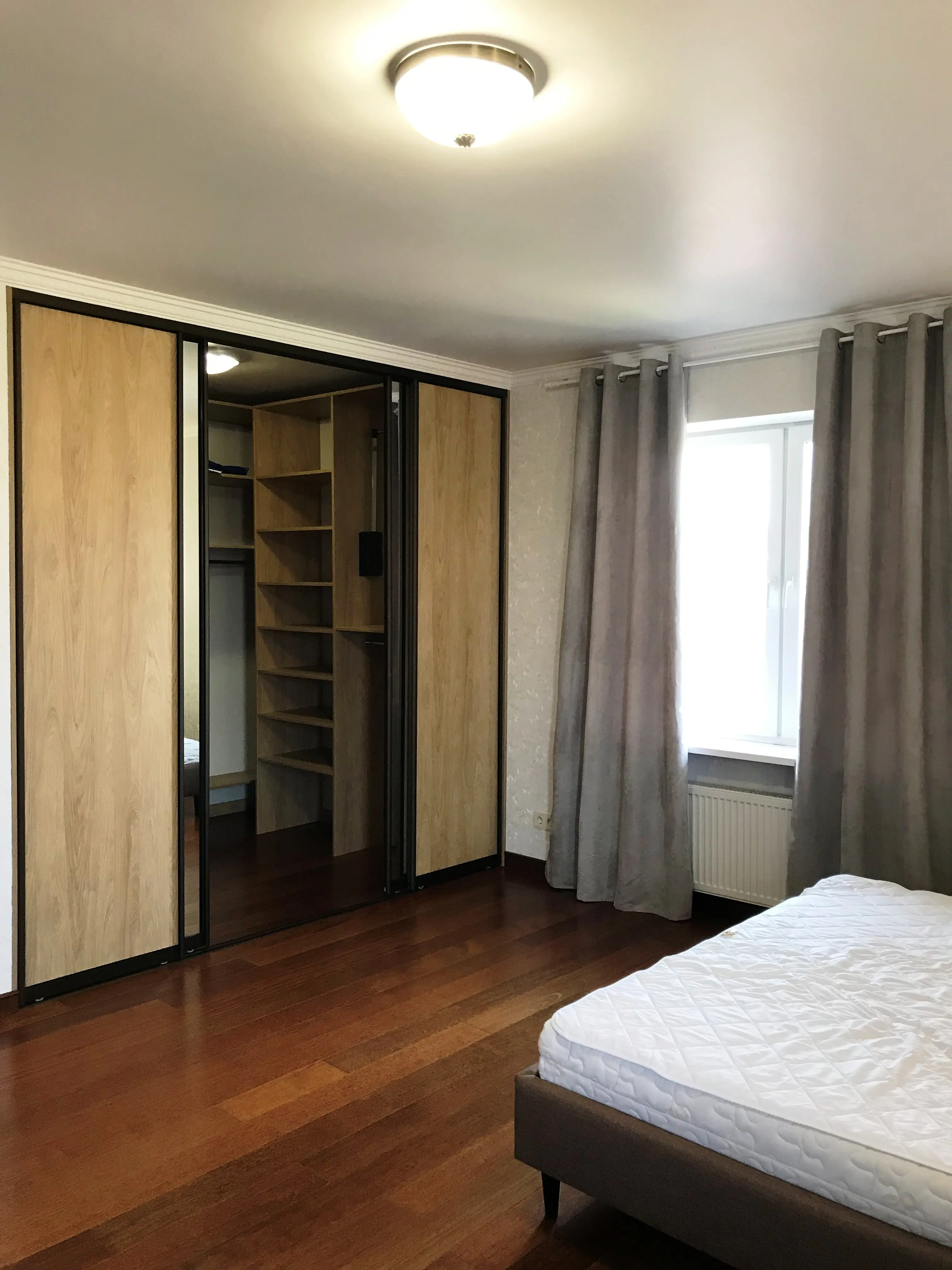 Фото Продаю дом, 723 кв. м, Приветная ул.  Киев, цена: 750000 $, код 43