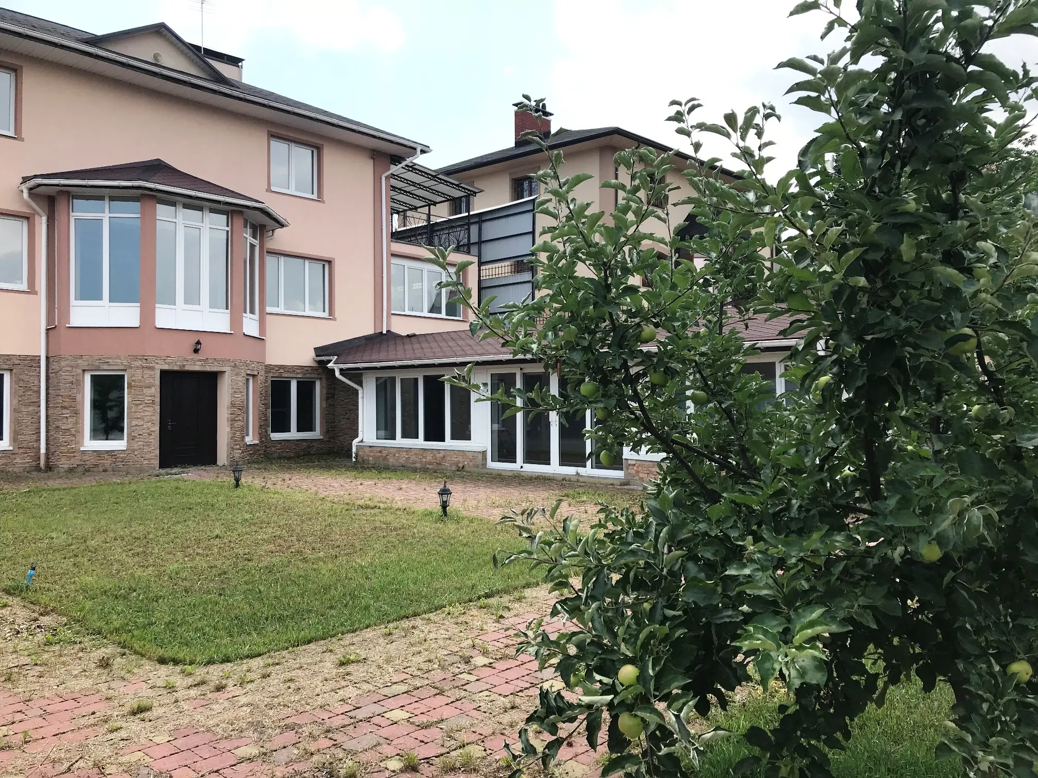 Фото Продаю дом, 723 кв. м, Приветная ул.  Киев, цена: 750000 $, код 43