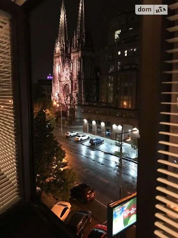 Фото Selling a 2-room apartment, 45 sq.m., Velyka Vasylkivska Street (Chervonoarmiiska Street;Krasnoarmeyskaya Street) 102 Kyiv, price: 102000 $, code 2258