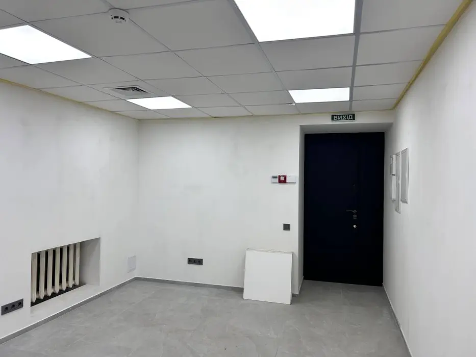 Фото Rent a retail space, Volodymyrska Street 8 Kyiv for long-term rent, price: 10 $, code 2260
