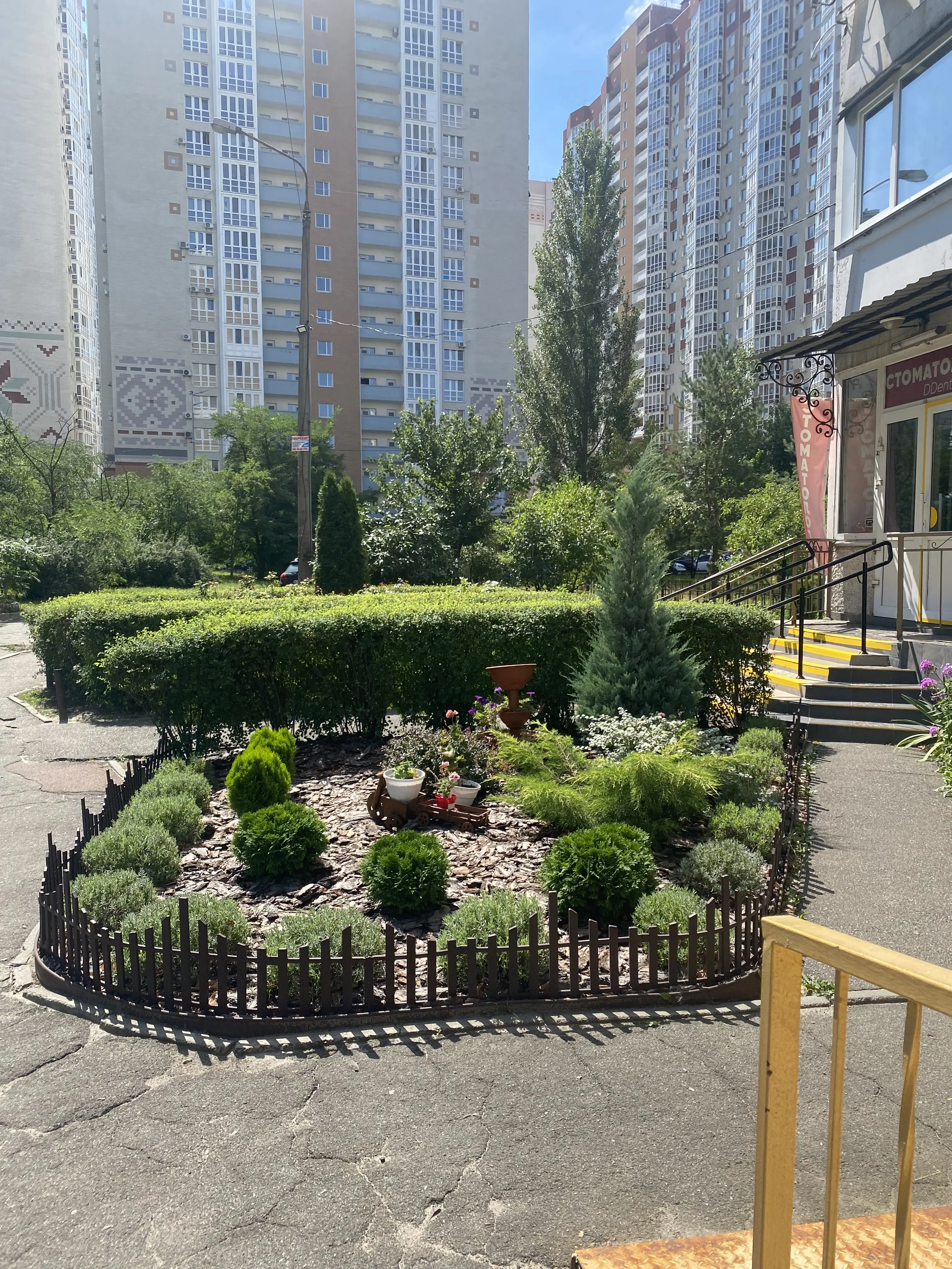 Фото Продаю 3 кімнатну квартиру, 103 кв. м, Бориса Гмирі вул. 11 Київ, ціна: 79000 $, код 2266