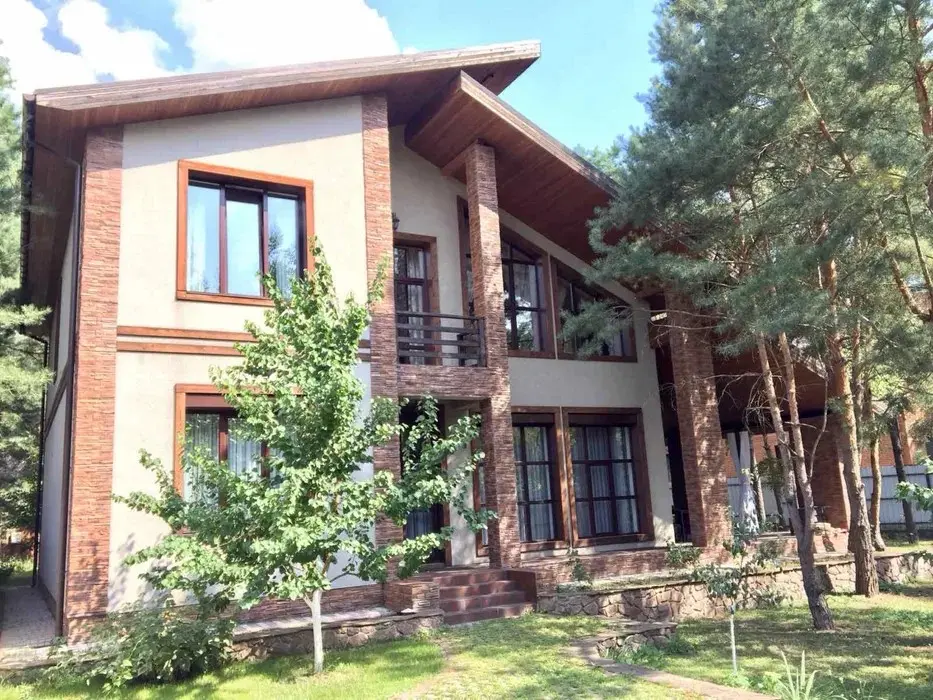 Фото Selling a house, 300 sq.m., Radystiv Lane  Kyiv, price: 550000 EUR, code 2275
