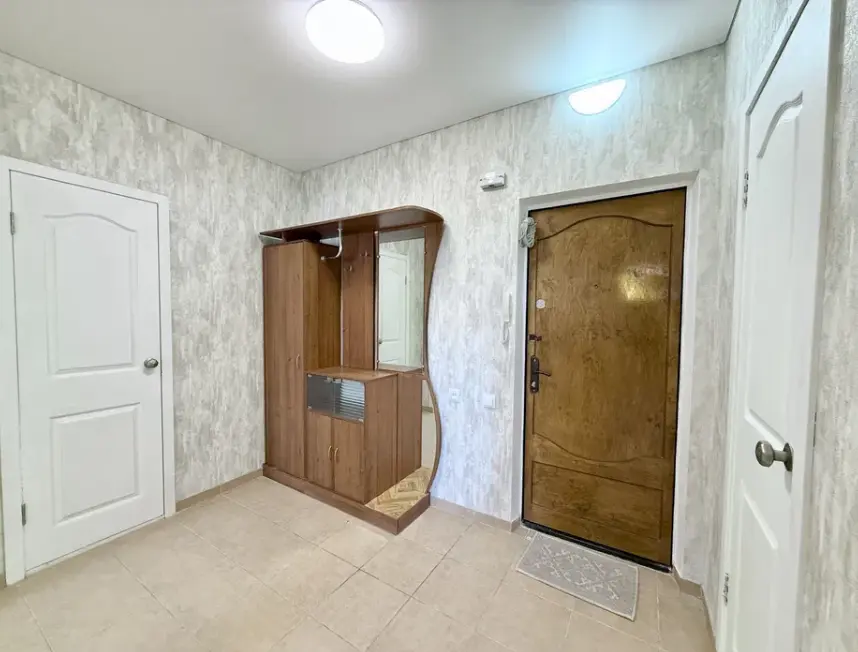Фото Продаю 1 кімнатну квартиру, 43 кв. м, Балківська вул.  Одеса, ціна: 36500 $, код 2277