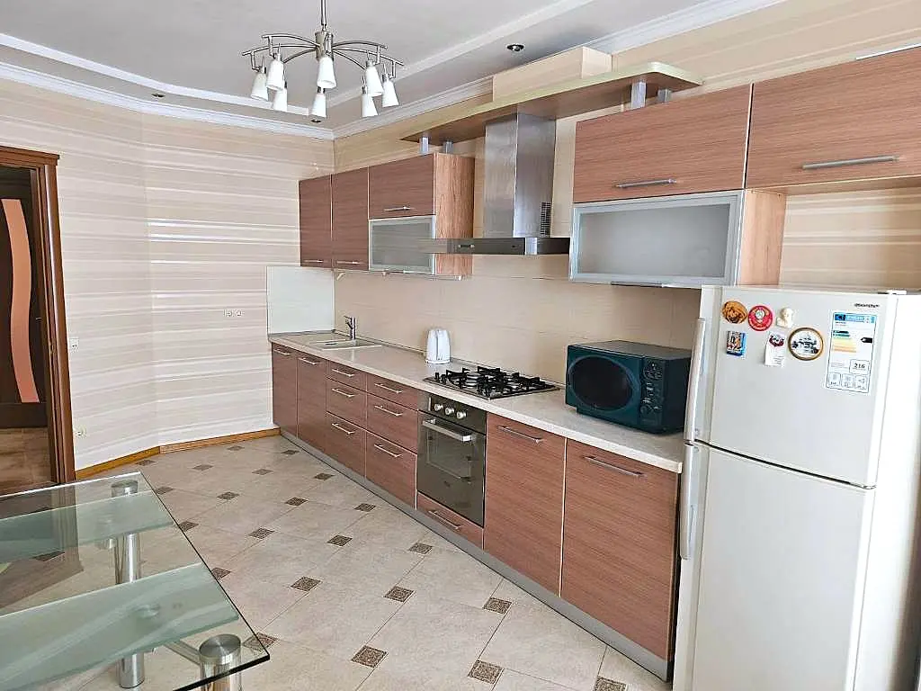 Фото Зняти 2 кімнатну квартиру, Армійська вул. 23 Одеса в довгострокову оренду, ціна: 17000 UAH, код 2303