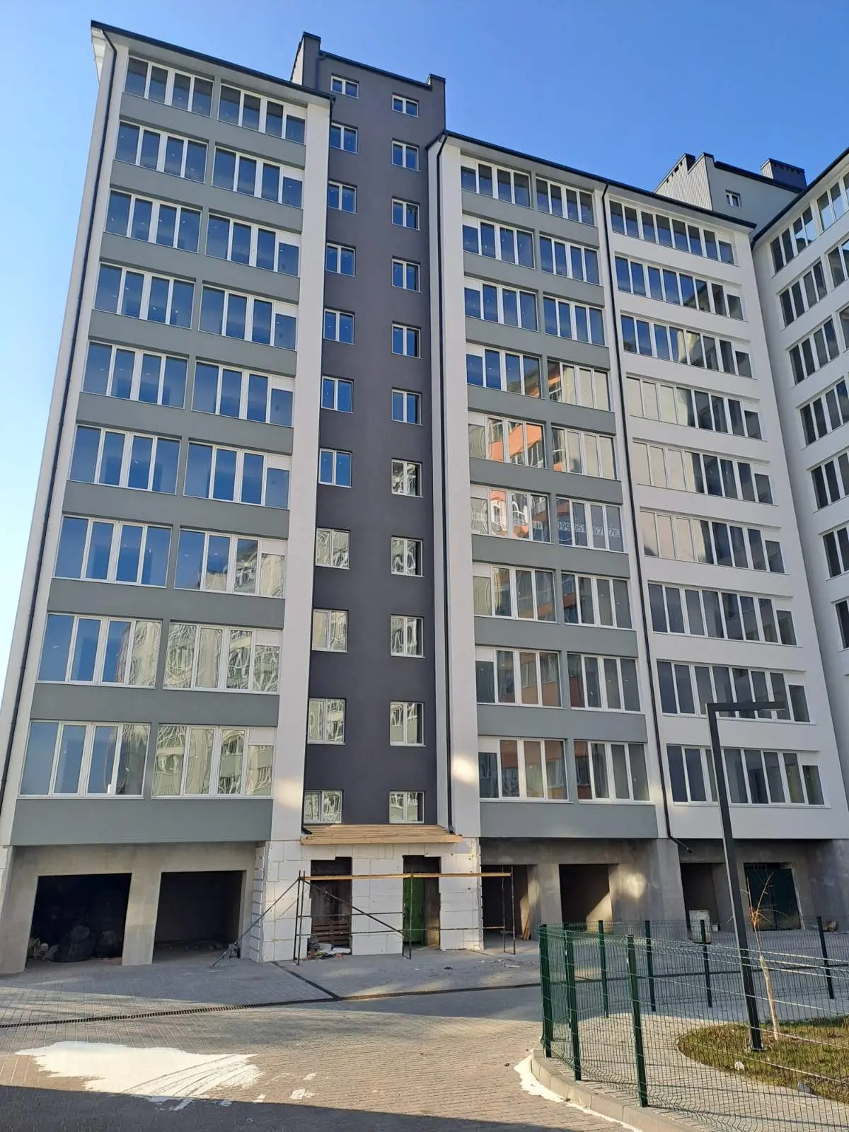 Фото Selling a 1-room apartment, 46.6 sq.m., Petra Malaniuka Street (Ukrayinskykh Dekabrystiv street)  Ivano-Frankivsk, price: 23300 $, code 2307