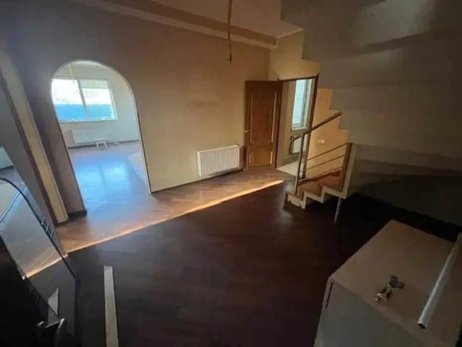 Фото Selling a house, 168 sq.m., 57th Sadova Street  Kyiv, price: 130000 $, code 2323