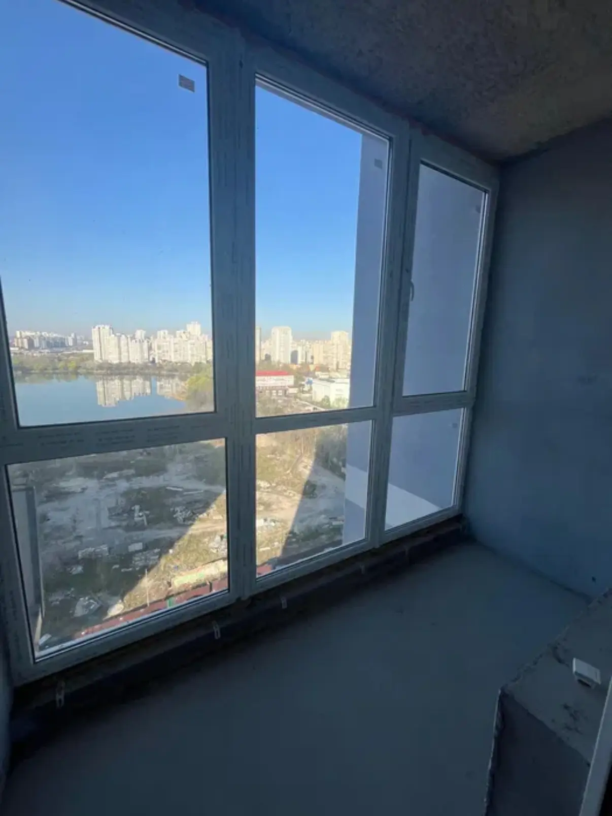 Фото Продаю 1-комнатную квартиру, 39.2 кв. м, Ревуцкого ул. 40 Киев, цена: 75000 $, код 2325
