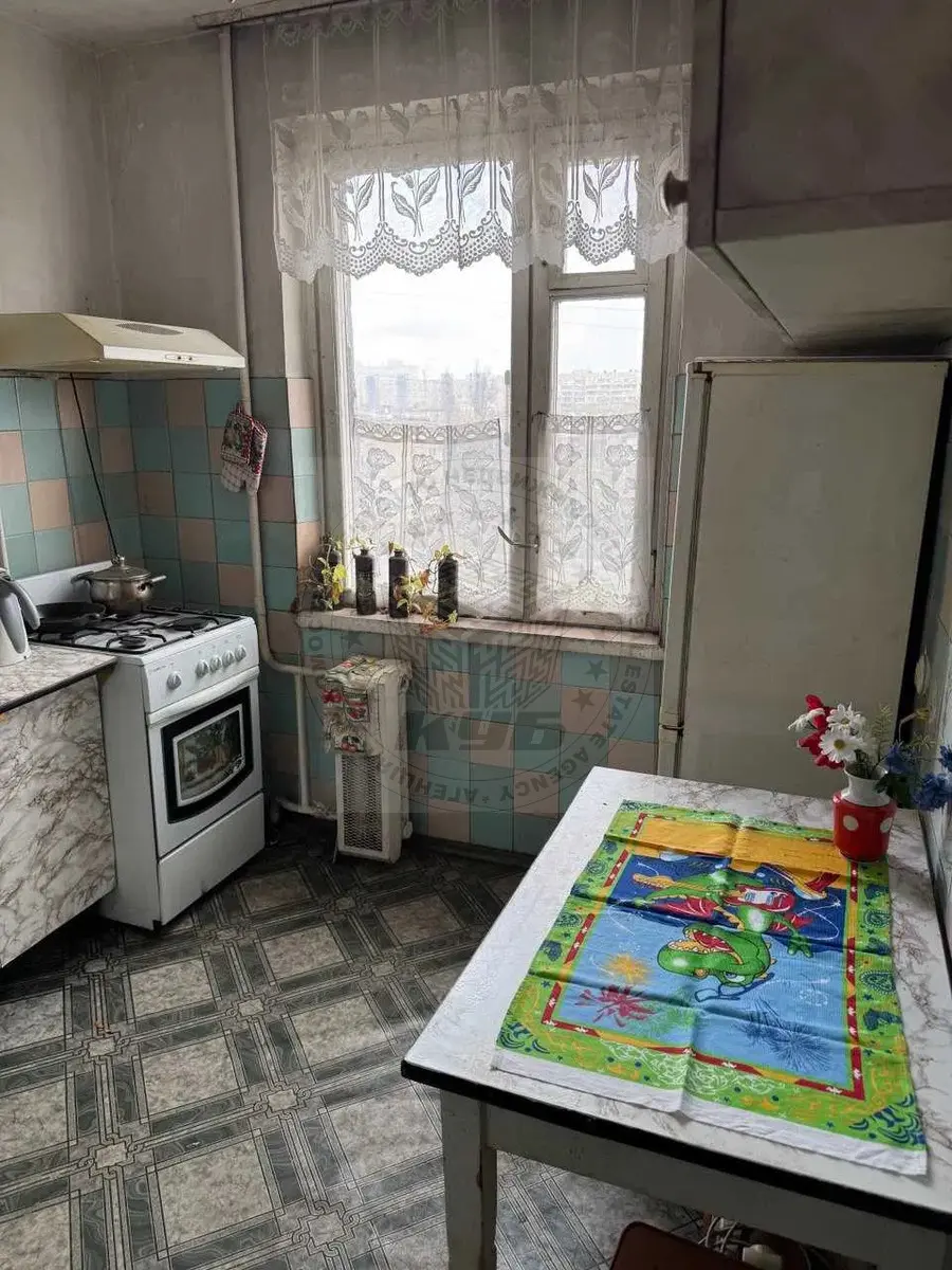Фото Продаю 3 кімнатну квартиру, 58 кв. м, Миропільська вул. 3 Київ, ціна: 54000 $, код 2326