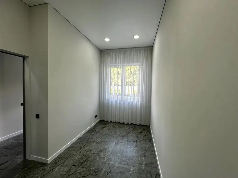 Фото Продаю дом, 130 кв. м, Центральная ул.  Киев, цена: 185000 $, код 2328
