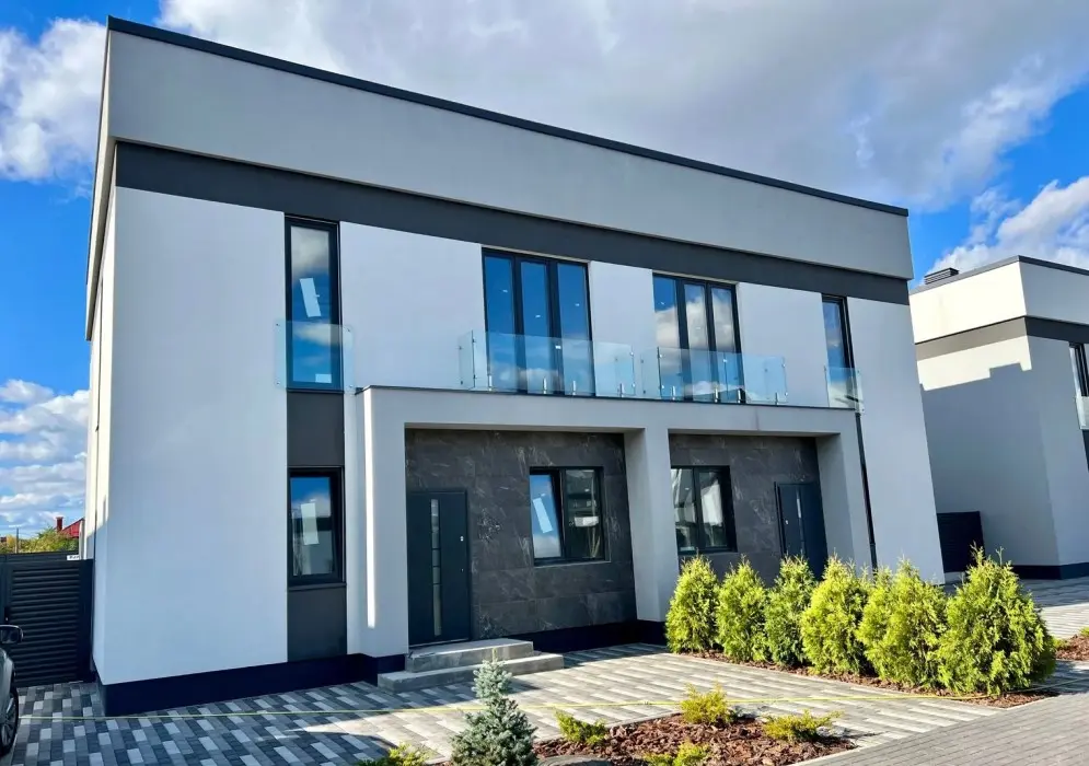 Фото Продаю дом, 130 кв. м, Центральная ул.  Киев, цена: 185000 $, код 2328