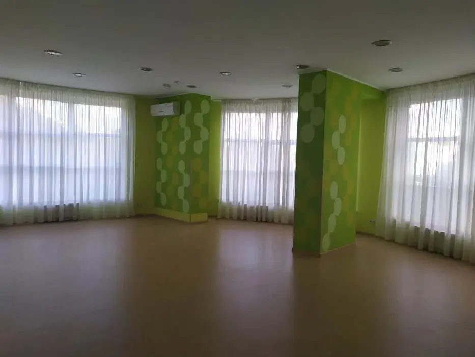 Фото Орендувати офіс, Генерала Шаповала вул. (Механізаторів) 2б Київ в довгострокову оренду, ціна: 7 $, код 2334