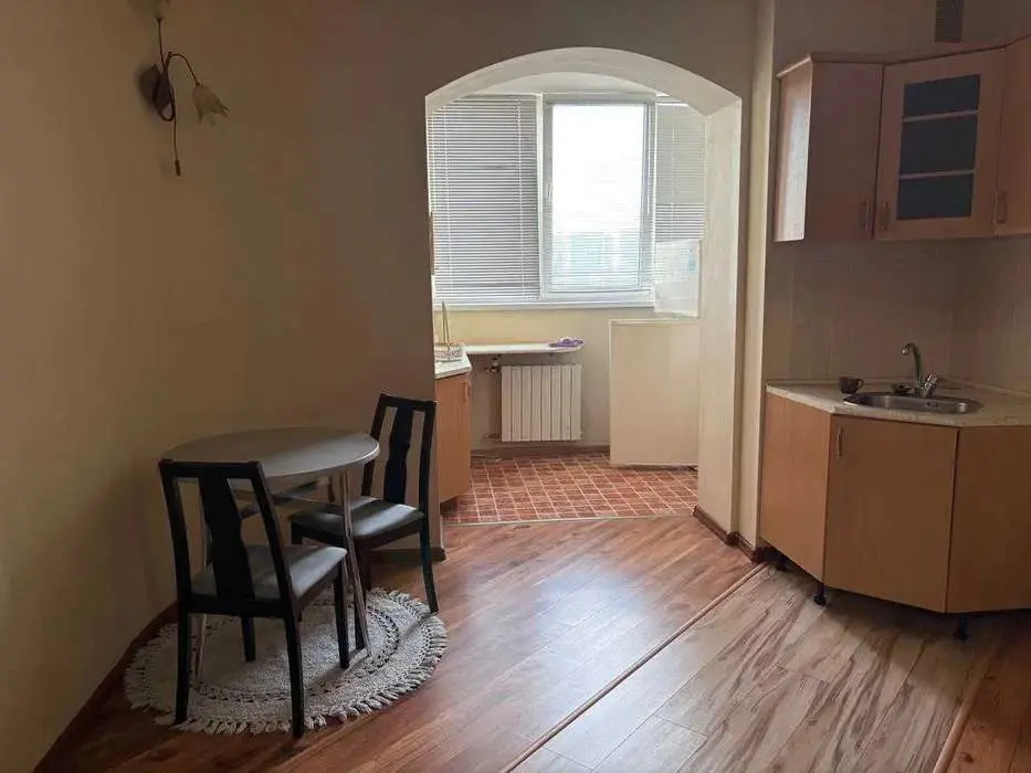 Фото Rent a 1-room apartment, Pavla Tychyny Avenue 16/2 Kyiv for long-term rent, price: 16000 UAH, code 2335