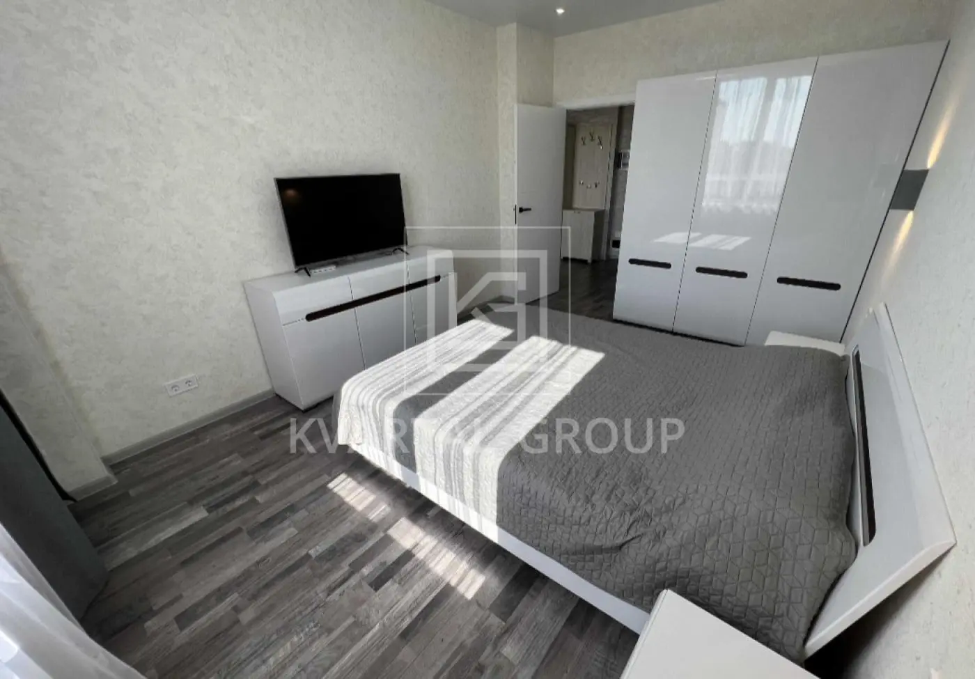 Фото Продаю 1 кімнатну квартиру, 37 кв. м, Ірпінь, ціна: 60000 $, код 2346