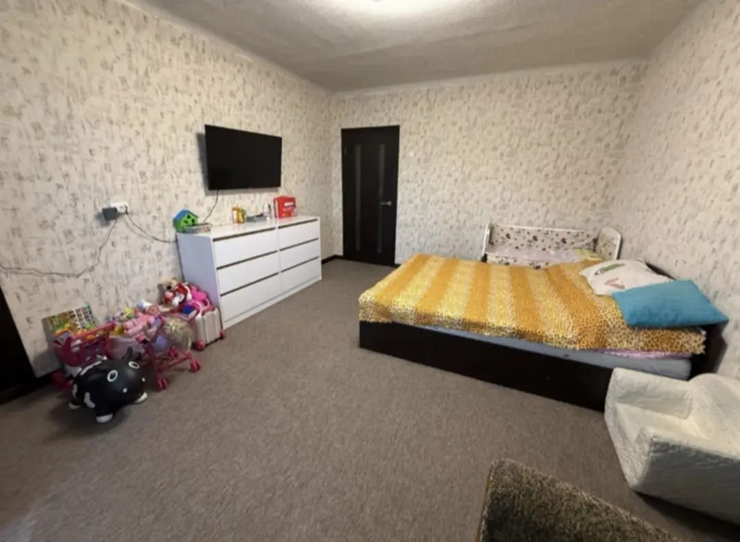 Фото Selling a 2-room apartment, 45 sq.m., Mykhaila Kalmykova street (Telmana Street)  Boryspil, price: 32000 $, code 2348