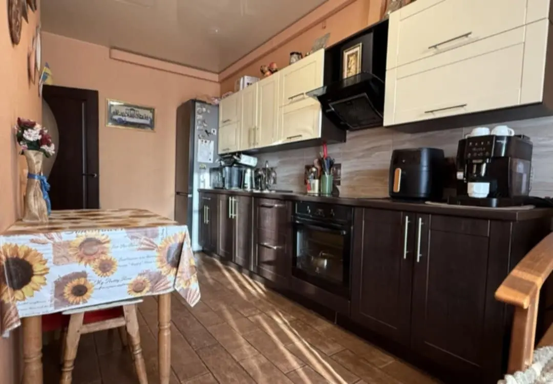 Фото Продаю 1-комнатную квартиру, 46 кв. м, Привокзальная ул.  Борисполь, цена: 46000 $, код 2350