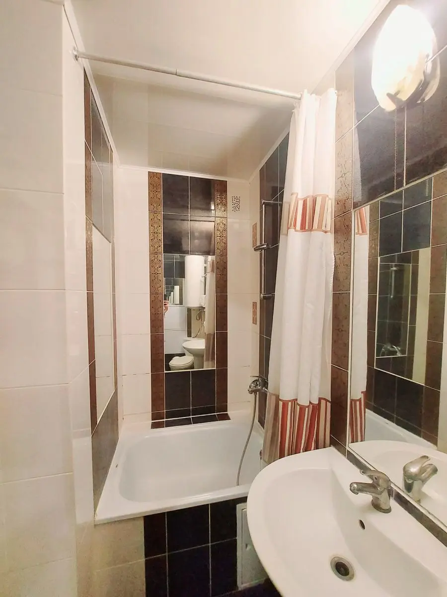 Фото Продаю 1 кімнатну квартиру, 32 кв. м, Ломаківська вул. (Мічуріна) 2 Київ, ціна: 56000 $, код 1339