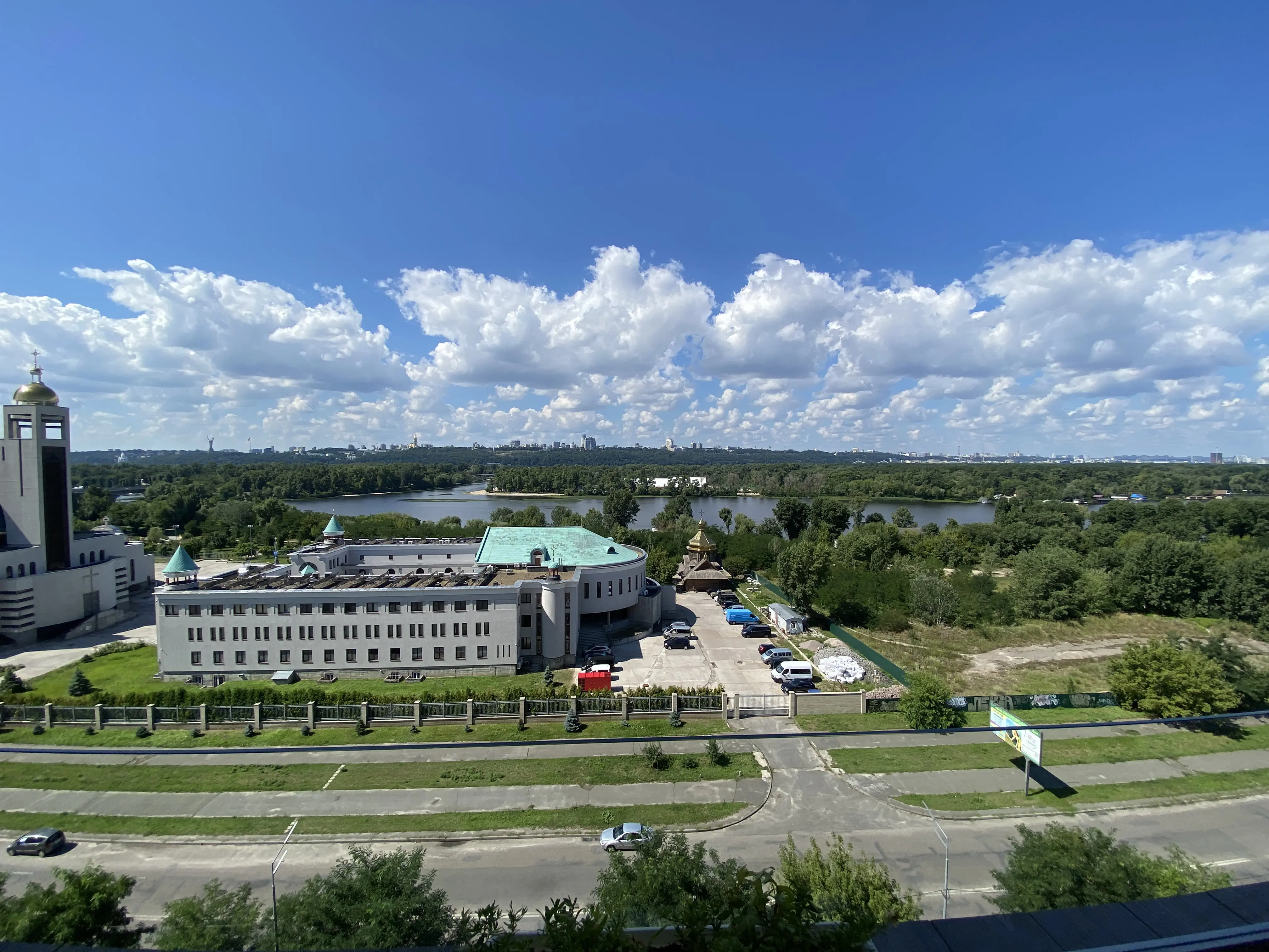 Фото Продаю 4 кімнатну квартиру, 222 кв. м, Микільсько-Слобідська вул. 4д Київ, ціна: 450000 $, код 2352